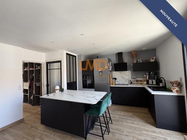 Maison 104 m2 avec patio et garage