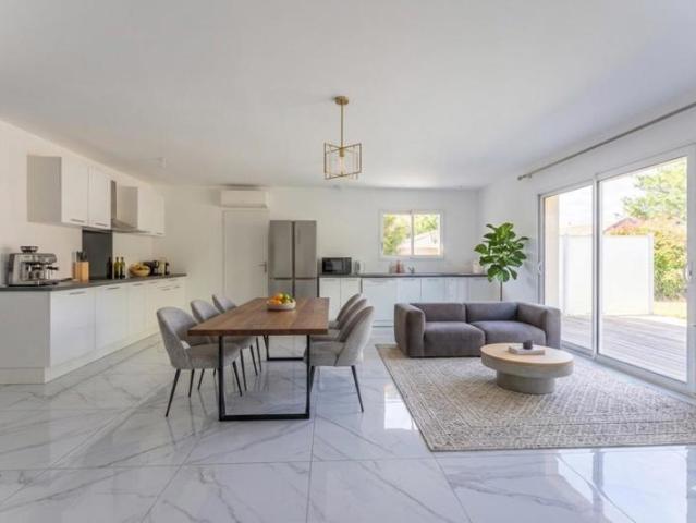Maison 104 m2 5 pièces