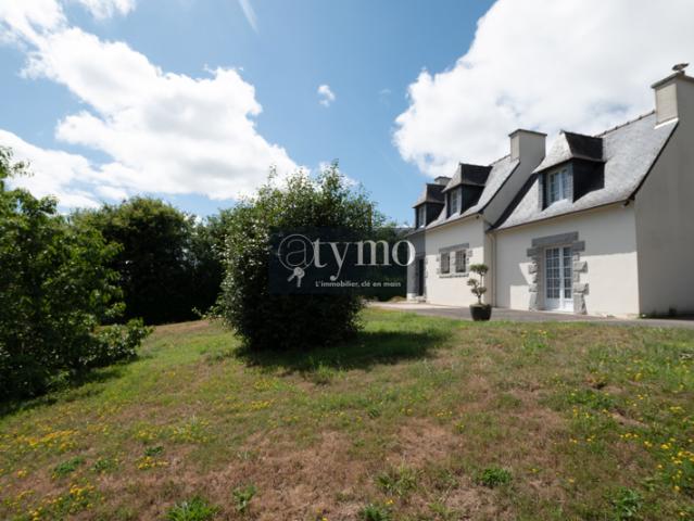 MAISON 104M2 SUR TERRAIN DE PLUS DE 2 HECTARES AVEC PATURE E