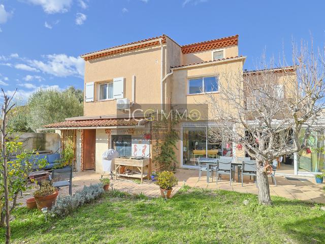 Maison 105m2 Les Salins d'Hyères à 600m de la mer