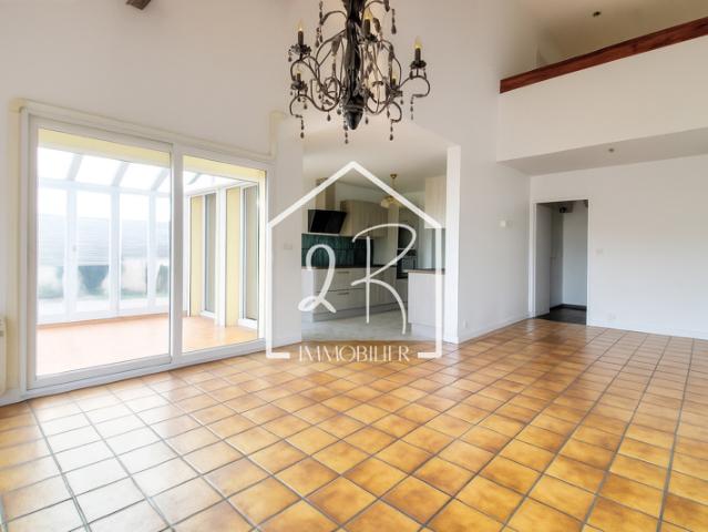 Maison 106 m2, véranda, jardin, garage