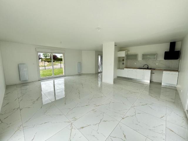 Maison, 107 m² à louer à Argentan 61200