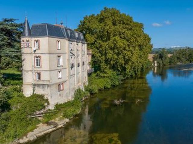 Maison 1000 m2 calmont