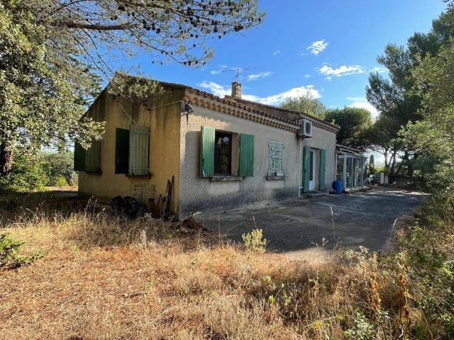 Maison 100 m2 Eygalieres