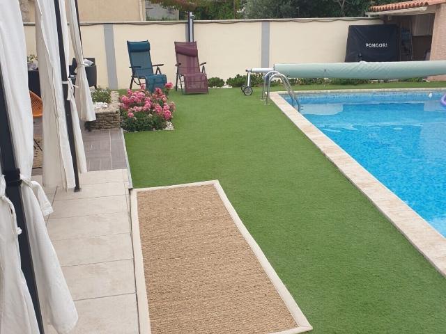 Maison 100 m2 Eyguières