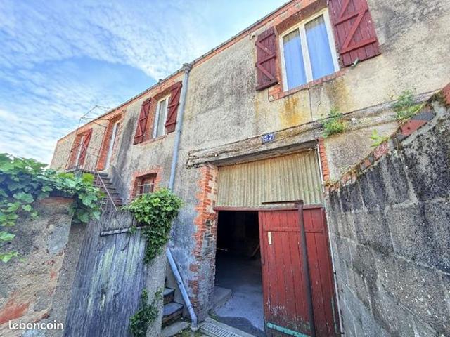 Maison 101 m² Segre