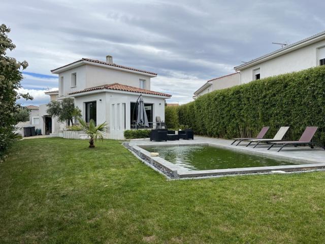 Maison 102 m2 Aimargues