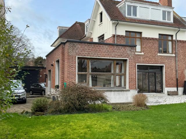 Maison 10 pièce s Armentières