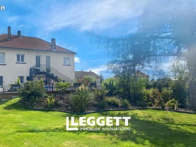 Maison 10 pièces 143 m²