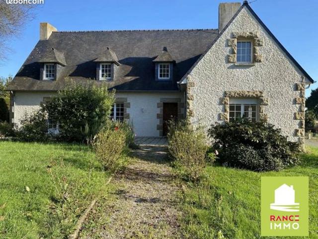 Maison 10 pièces 143 m²