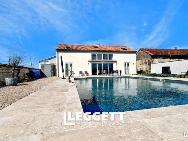 Maison 10 pièces 141 m²