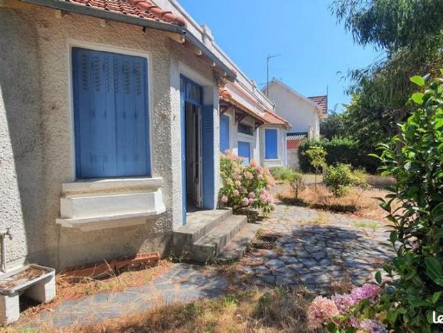 Maison 10 pièces 141 m²