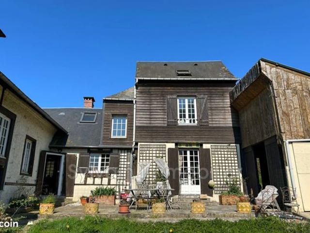 Maison 10 pièces 141 m²