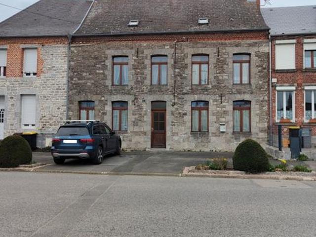 Maison 10 pièces 147 m²