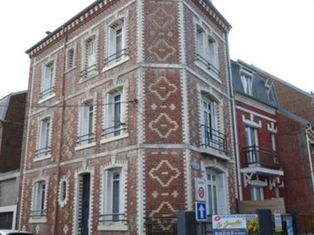 Maison 10 pièces 148 m²