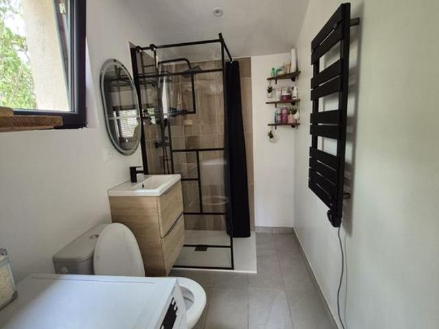 Maison 10 pièces, 149 m² à louer à Cotignac 83570