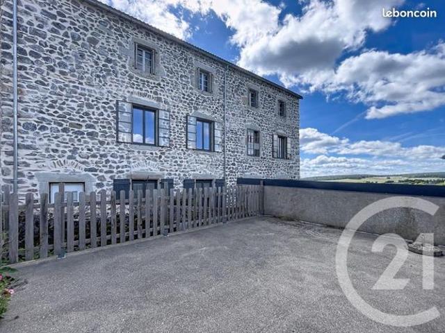 Maison 10 pièces 149 m²