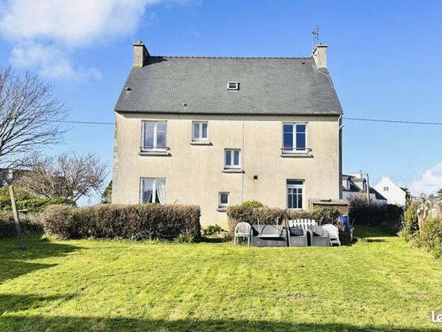 Maison 10 pièces 153 m²