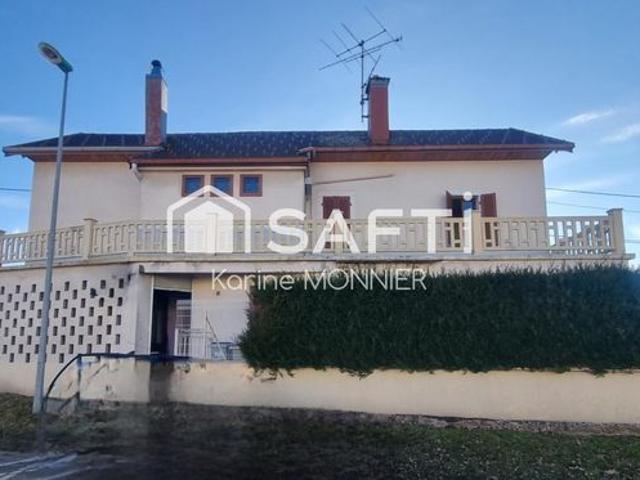 Maison 10 pièces 154 m²