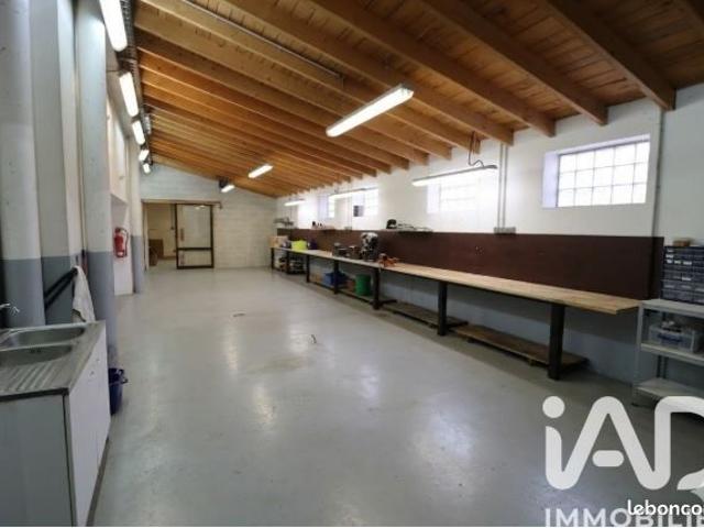 Maison 10 pièces 160 m²