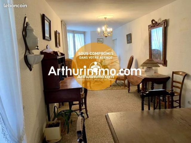 Maison 10 pièces 160 m²