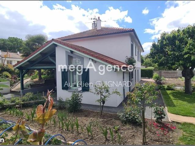Maison 10 pièces 160 m²