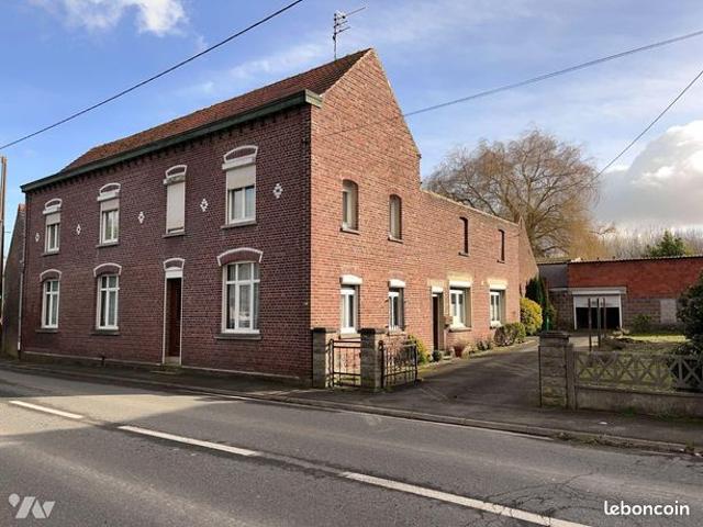 Maison 10 pièces 162 m²