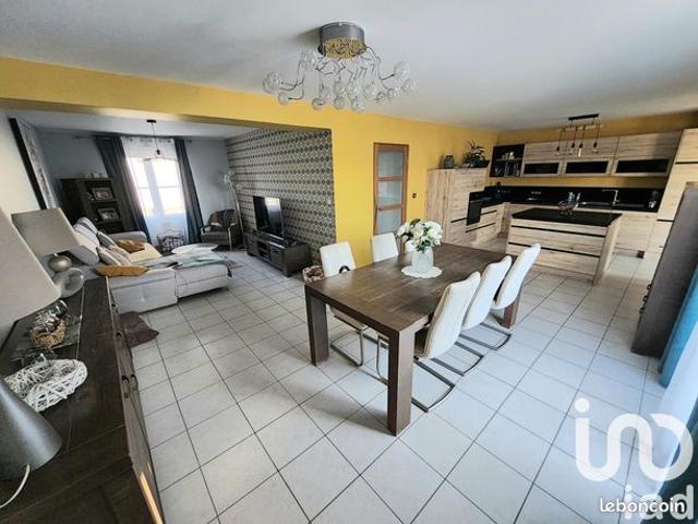 Maison 10 pièces 165 m²