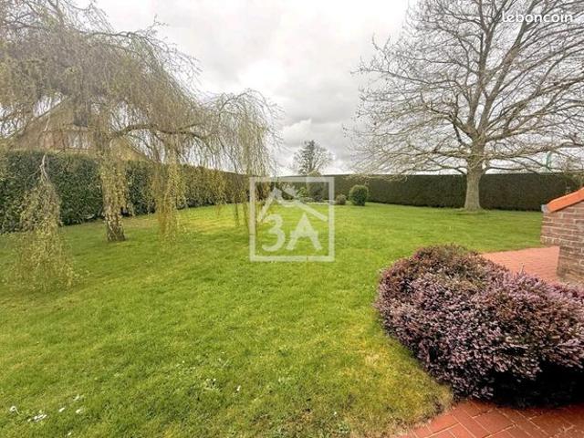 Maison 10 pièces 166 m²