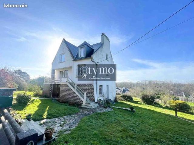 Maison 10 pièces 166 m²