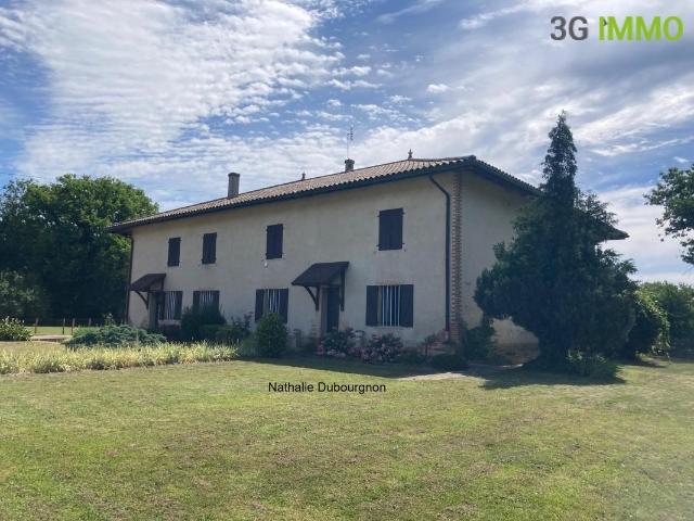 Maison 10 pièces 169 m²