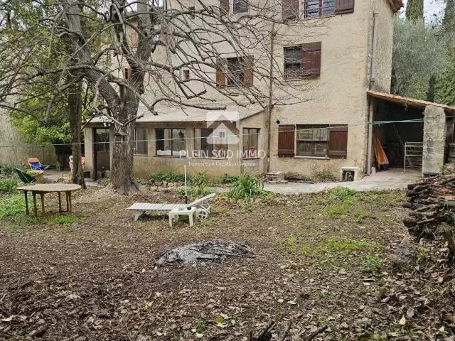 Maison 10 pièces 170 m²