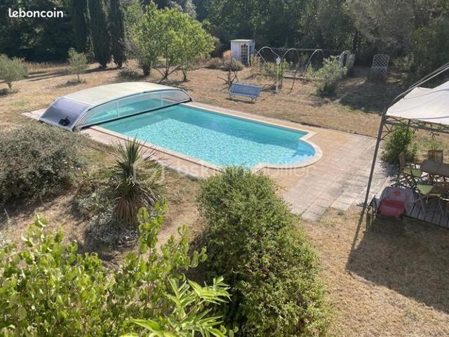 Maison 10 pièces 171 m²