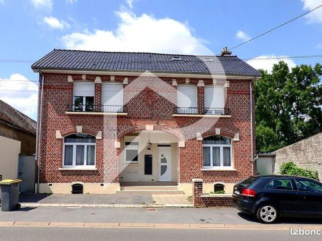 Maison 10 pièces 172 m²
