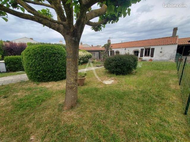 Maison 10 pièces 177 m²