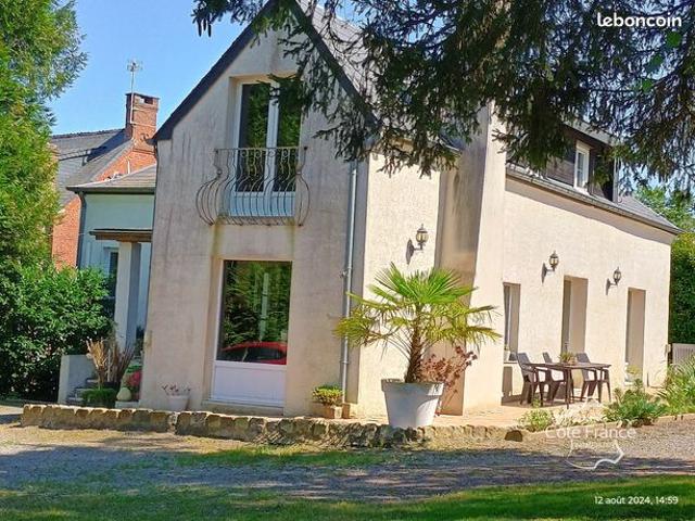 Maison 10 pièces 174 m²