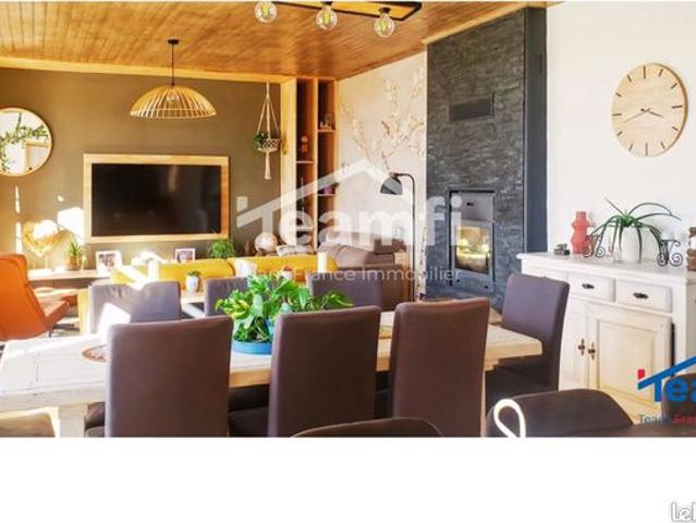 Maison 10 pièces 174 m²