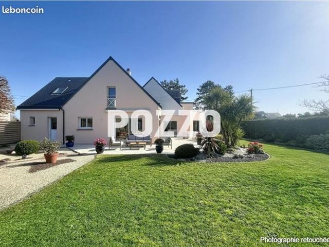 Maison 10 pièces 176 m²