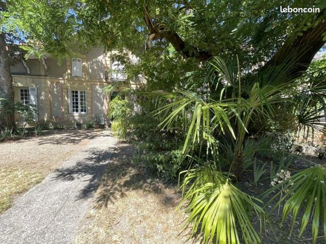 Maison 10 pièces 183 m²