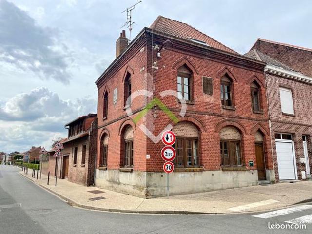 Maison 10 pièces 180 m²