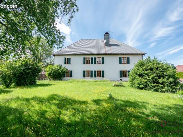 Maison 10 pièces 180 m²