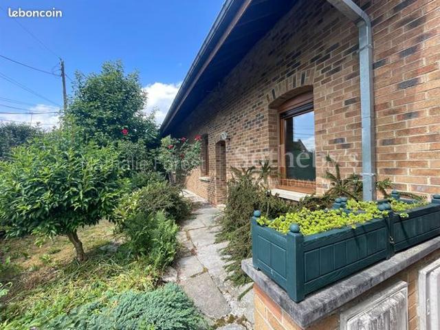 Maison 10 pièces 180 m²