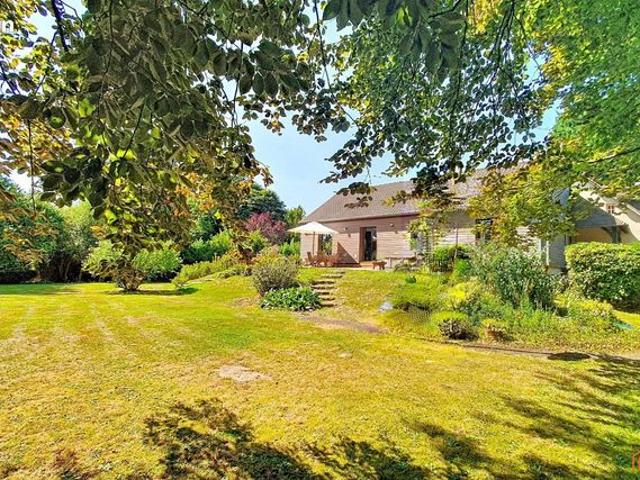 Maison 10 pièces 180 m²