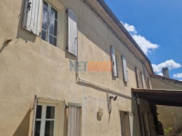 Maison 10 pièces 180 m²