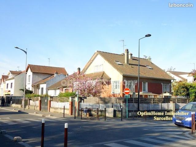Maison 10 pièces 182 m²