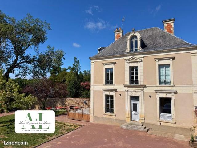 Maison 10 pièces 187 m²