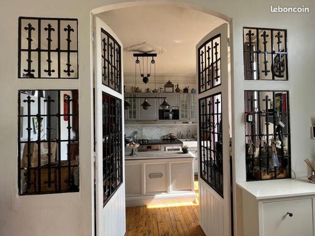 Maison 10 pièces 185 m²