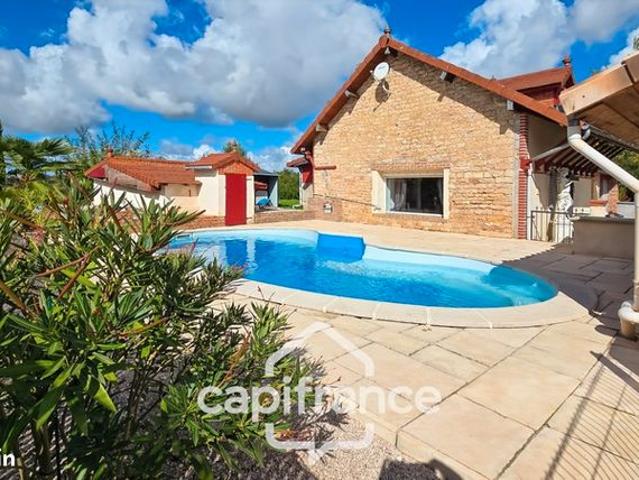 Maison 10 pièces 185 m²