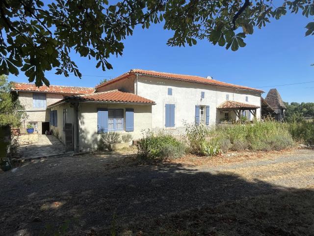 Maison 10 pièces 185 m²