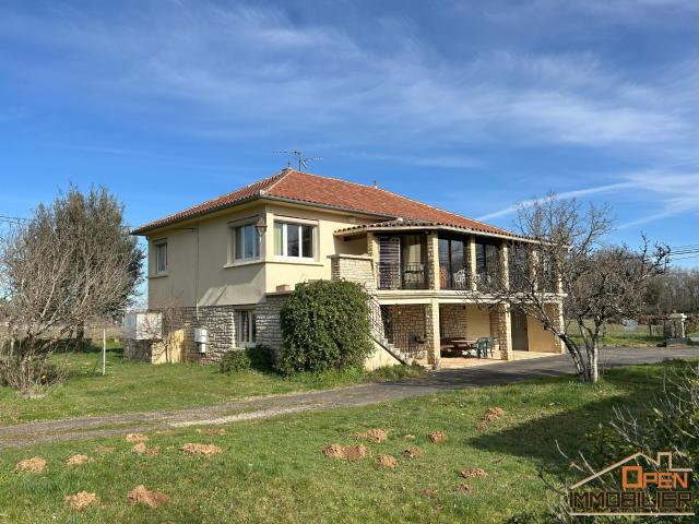 Maison 10 pièces 186 m²
